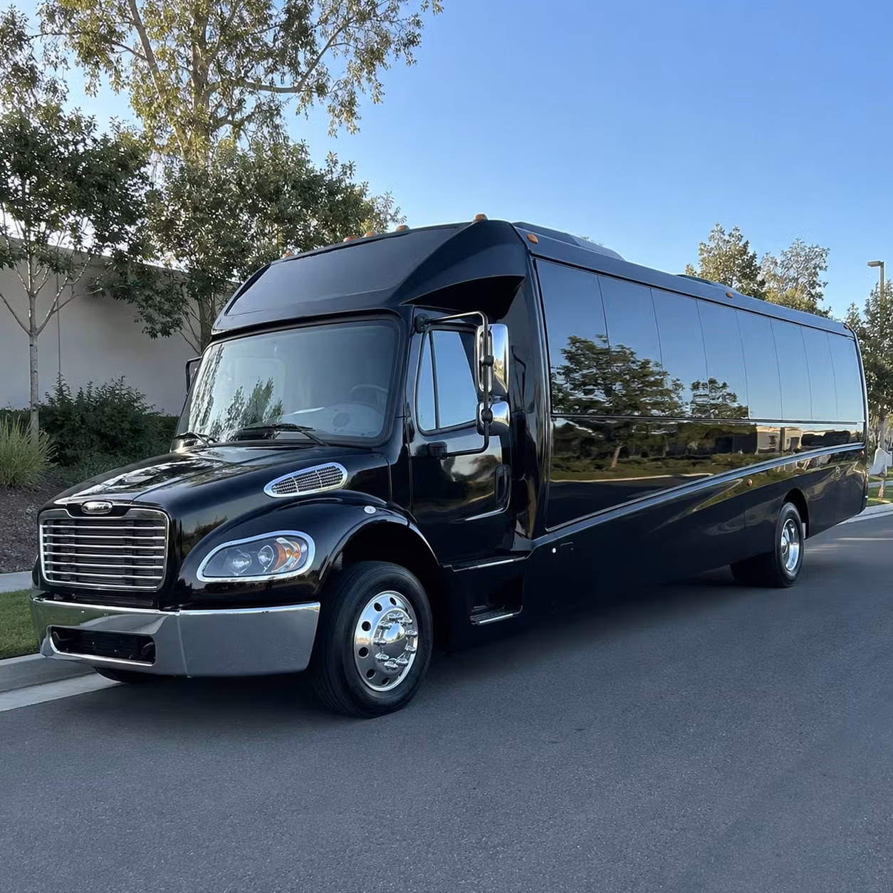 35 passenger minibus