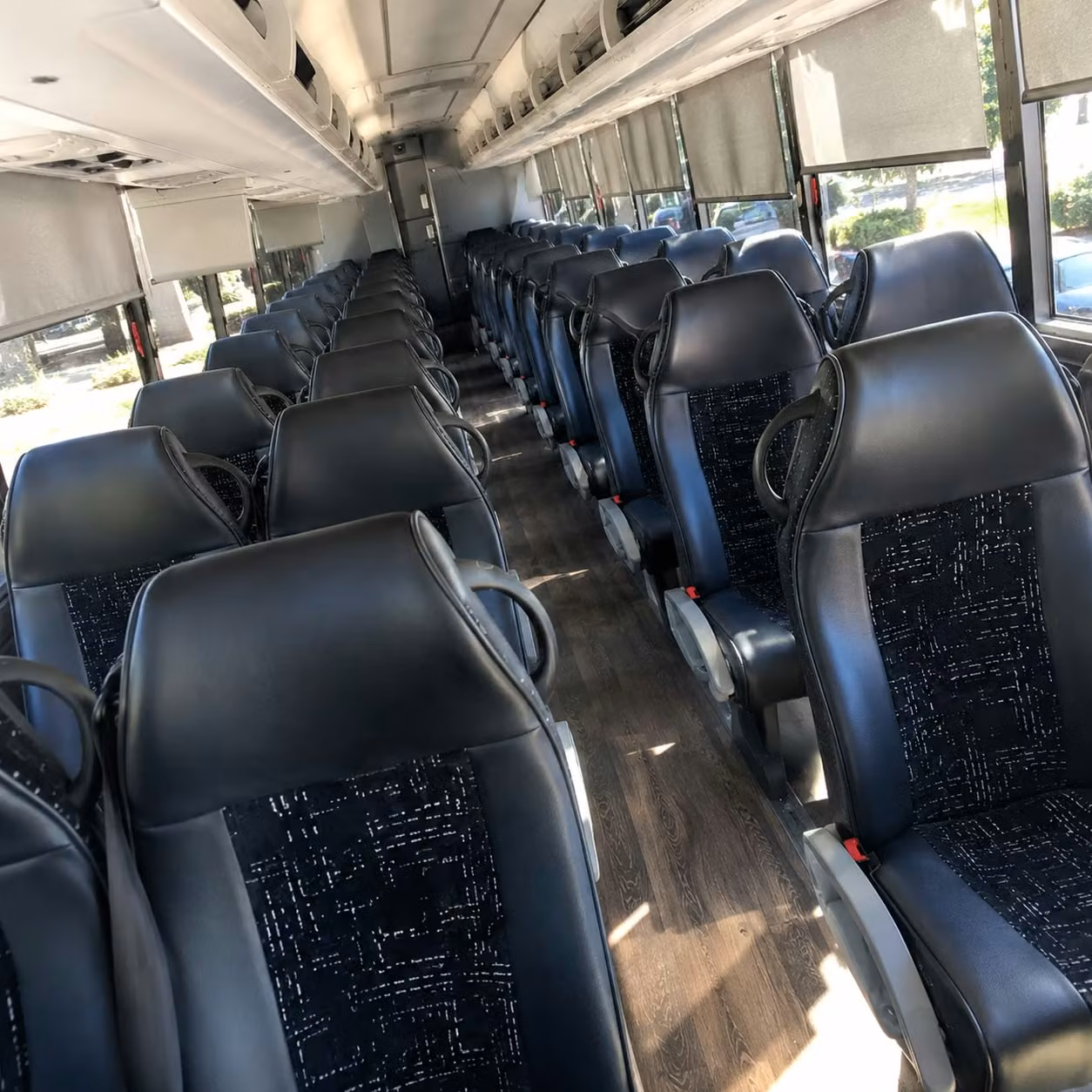 charter buses to hartford healthcare amphitheater from bridgeport
