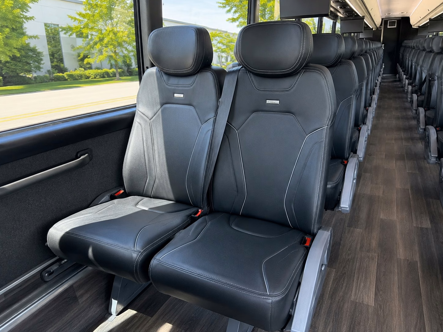 coachbusbridgeport com puts every bridgeport wedding transportation option in one place