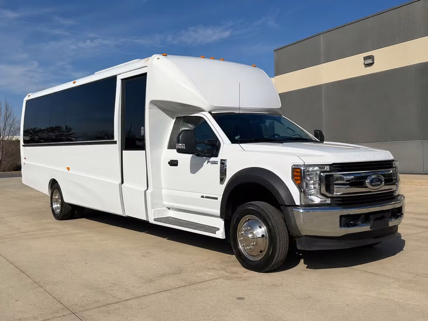 minibus rentals for smaller concert groups across fairfield county